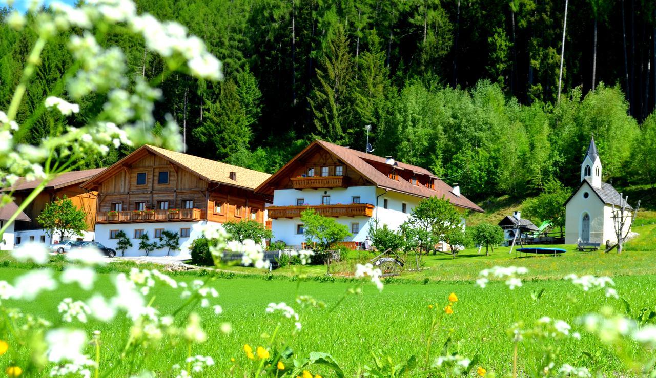 Weliserhof Brunico Ngoại thất bức ảnh