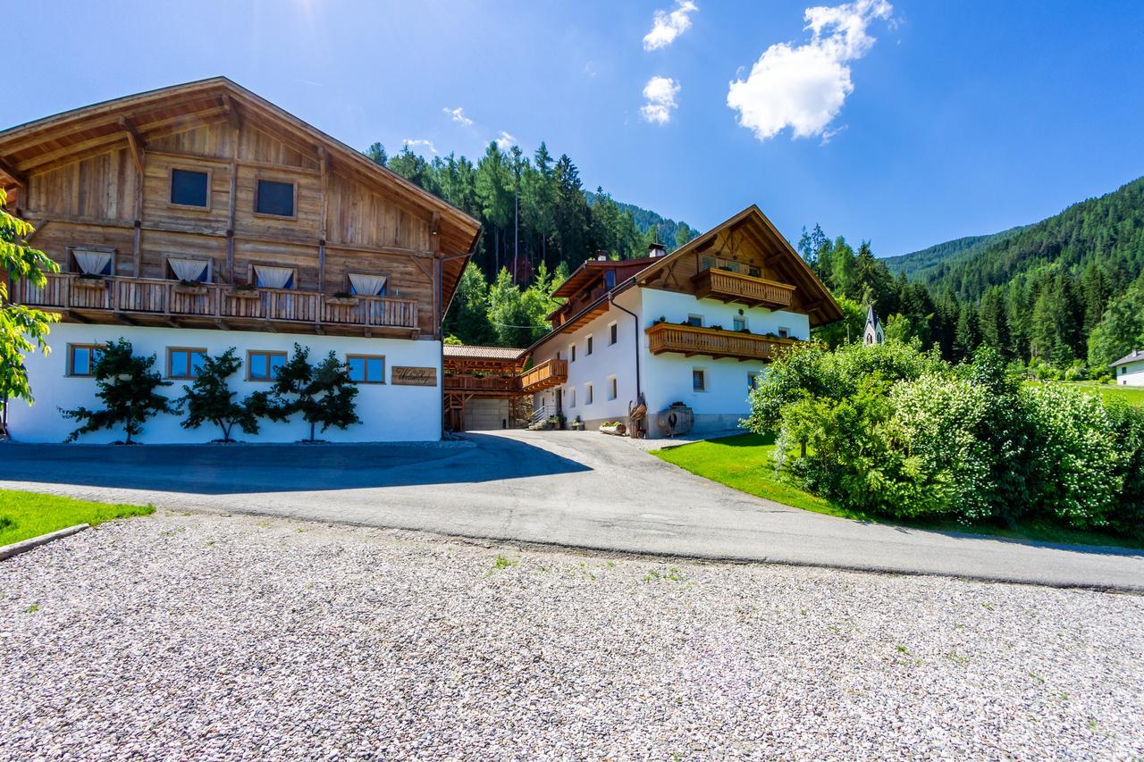 Weliserhof Brunico Ngoại thất bức ảnh